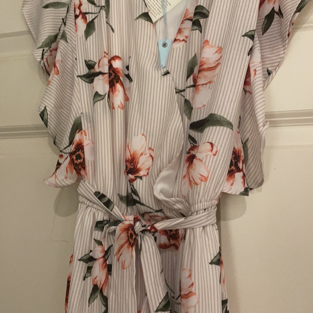 Dress - Picture 3 of 5